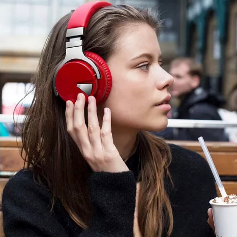 E7 Active Noise Cancelling Headphone Bluetooth Over Ear - Picture 2 of 9